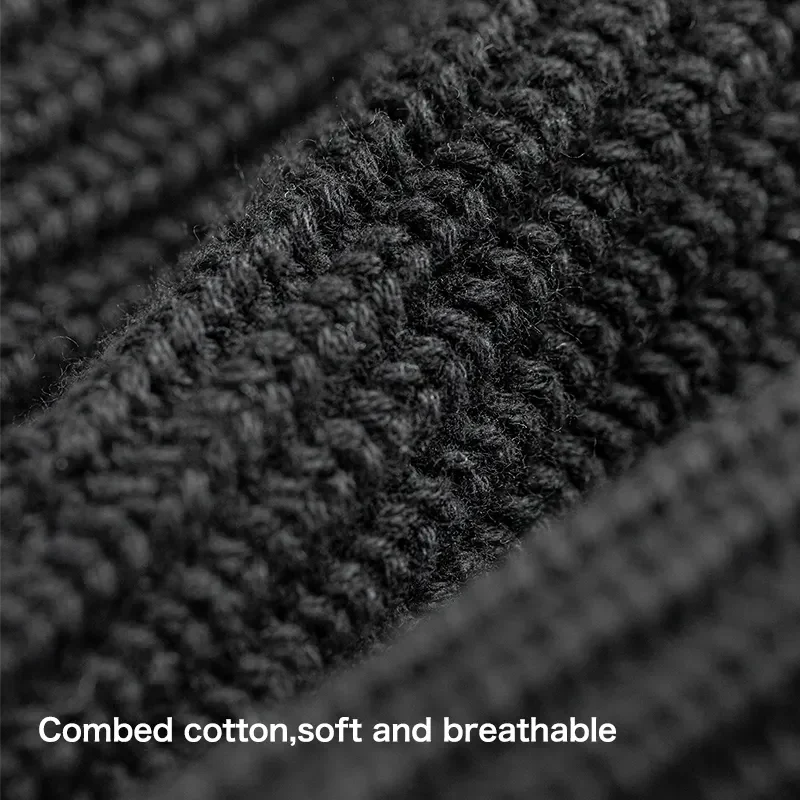 Black Oak 2-in-1-Strickmütze