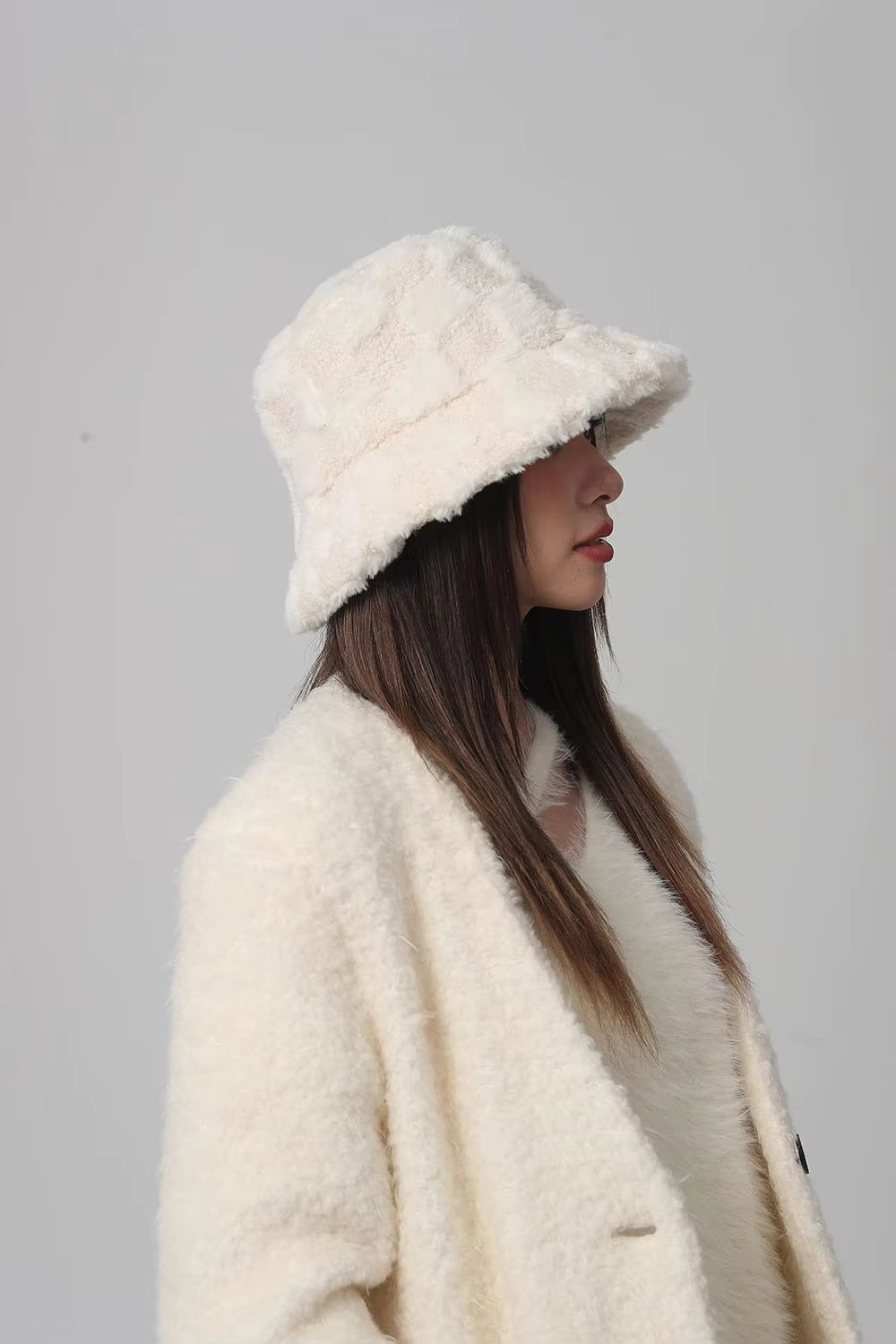 Wochenend-Plüsch-Bucket-Hat