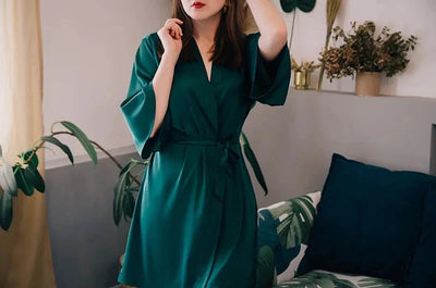 3Leaves Satin-Kimono-Morgenmantel