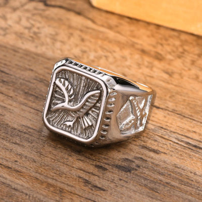 Souveräner Adlerring